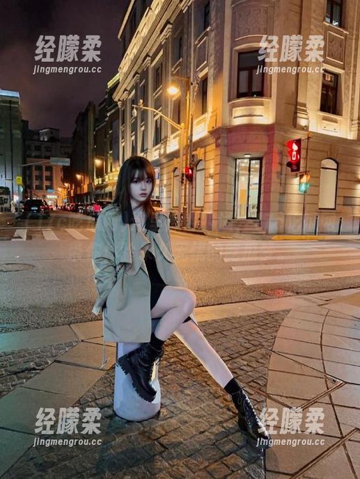 这里瓜香四溢，17c吃瓜网带你体验永久无忧的吃瓜梦。