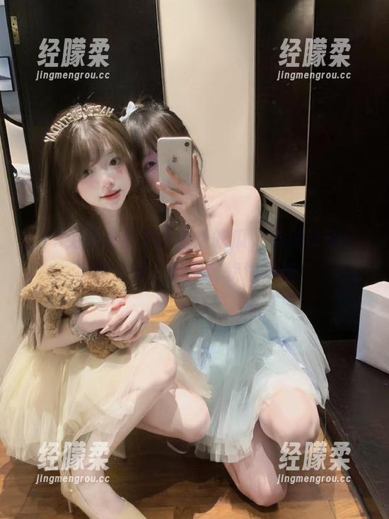 17免费吃瓜 17免费吃瓜,在线让你一次嗨个够,吃到嘴软也不怕!