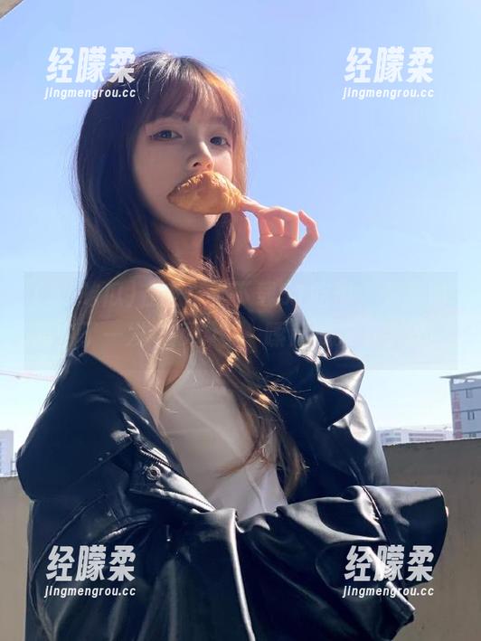 在安卓上下载51吃瓜，看我如同中了一发“瓜弹”，嗦起瓜来不手软！