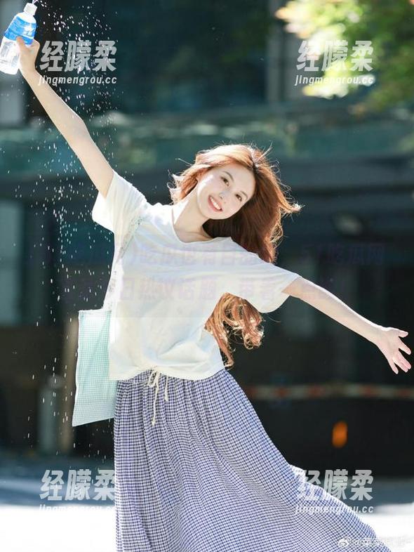 51吃瓜网 吃瓜也有目的地,51吃瓜网直达今日热议话题,带着一点酸!