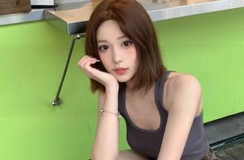 一进51热门大瓜的入口，拼命刷新，今天的瓜真是让人惊掉下巴！