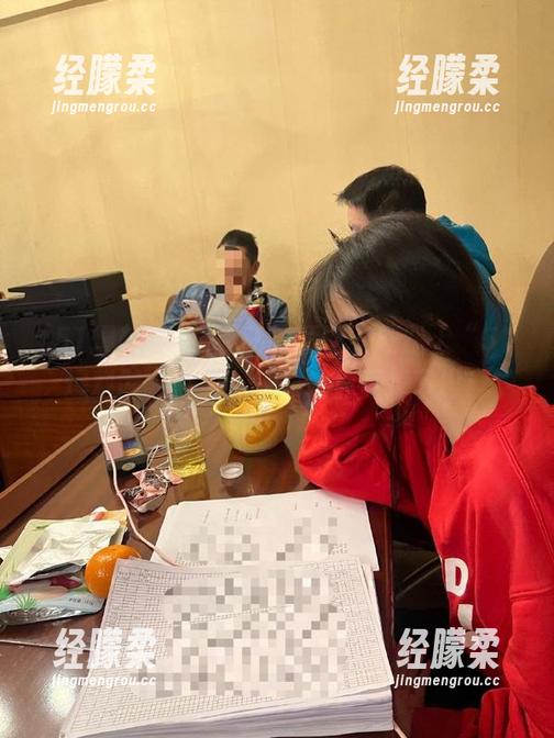51爆料网 想要高能预警?赶紧上“51爆料网”首页,准保让你惊掉下巴!