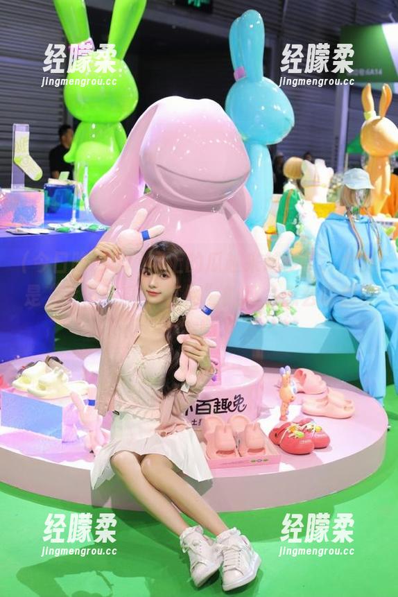 网上的瓜越来越多了，尤其是“今日吃瓜91官网”的瓜，怎么看都没个完啊。