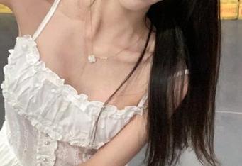 免费吃瓜网，让你边吃边看边卷入无尽的八卦漩涡，注意别掉下去哦！