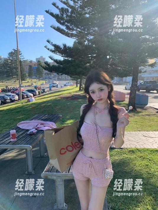 不可思议，吃瓜网址网页上最新黑料惹议论，大家怎么看？