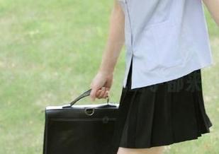 热门吃瓜网址的首页刷新得太快，瓜飞出来的时候我的手都来不及抬了。