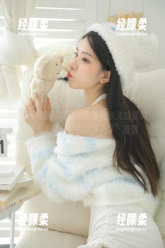 天天吃瓜网 吃西瓜也能有永久的默契,天天吃瓜网帮你加深“瓜”感情
