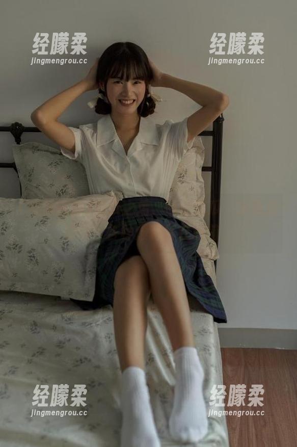 登录之后，带你吃瓜，手指滑动间，各种爆料尽在眼前。