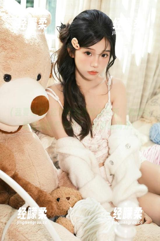 我要吃瓜 这次的我要吃瓜更新,视频完整得我都想点赞了,画面感满分!