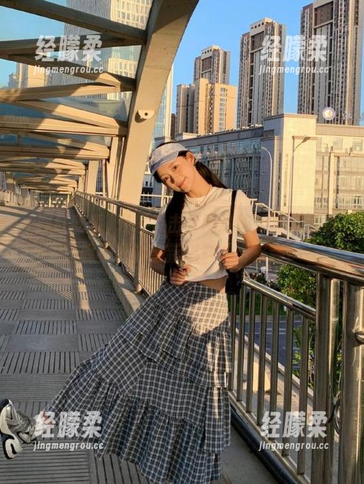 网红吃瓜 轻轻点击“网红吃瓜”的网址,躲不开的全新爆料冲击来袭!