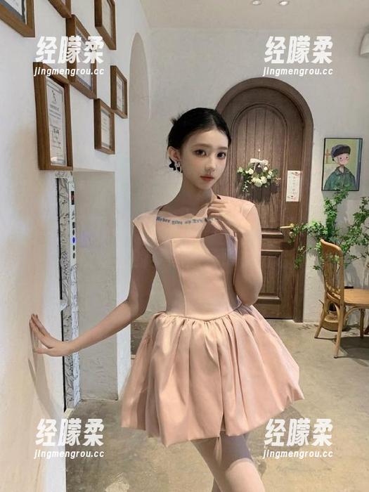 “黑料不打样”发布后，我半夜炫富的梦想泡汤了，哈哈！