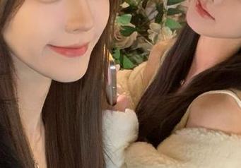 “黑料不打烊”：在线边吃边聊，瓜香满溢！