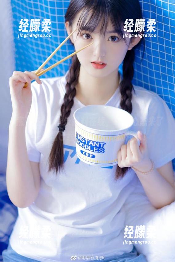 登录黑料在线，吃瓜心态来了，头脑里已经按满“看”的按钮！