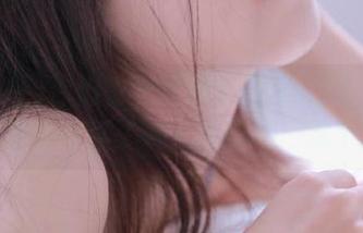 你们也觉得黑料社网址的入口设计得太奇怪了吗？还行吧…像个迷