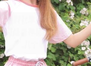 黑料社苹果版：客服小姐姐的官网联系方式闪烁着神秘的光芒，我还可以多问几个苹果吗？