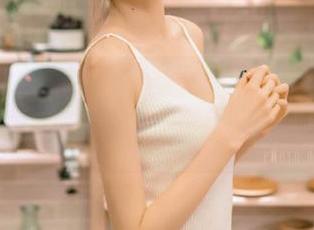 黑料社区首页的‘入口’：禁忌的快感，让我想再点一次