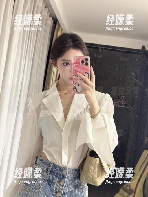 最新八卦直达黑料网，感觉又有大事情要发生了，有点小兴奋呢！