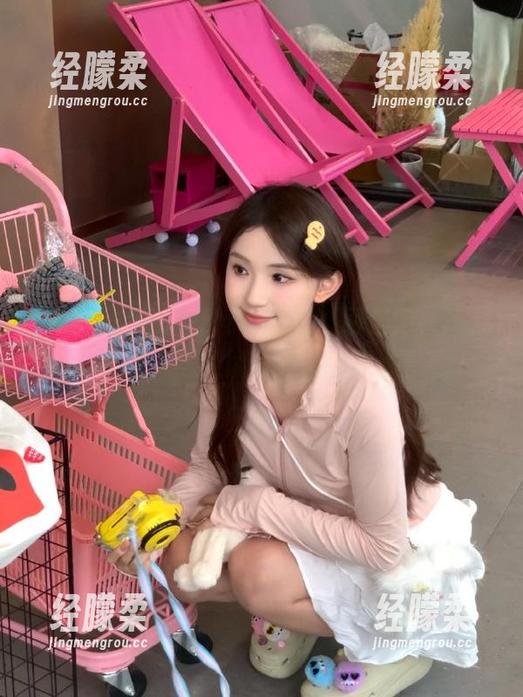 每次打开911黑料网官网，我都在想，我还能再吃多少瓜呢？