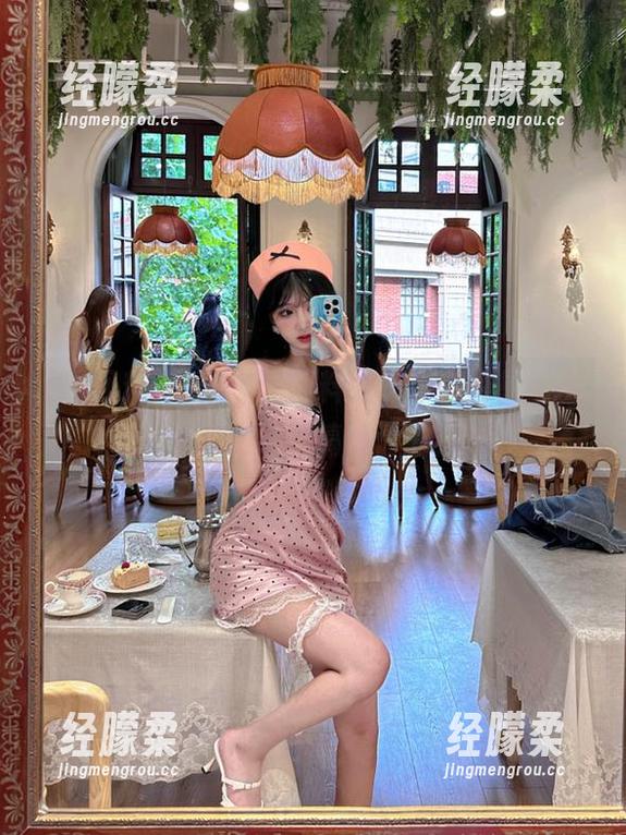 最新“黑网料”，原来明星朋友圈竟是这样搞事情的！